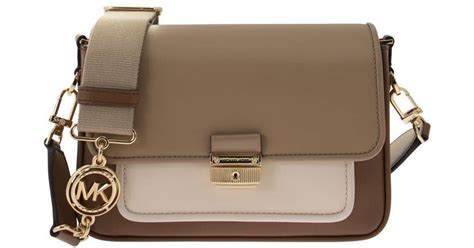 michael kors bradshaw messenger bag|michael kors bradshaw crossbody.